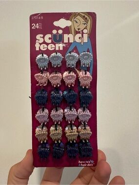 Vintage Y2K Scrunci Iridescent Mini Flower Clips